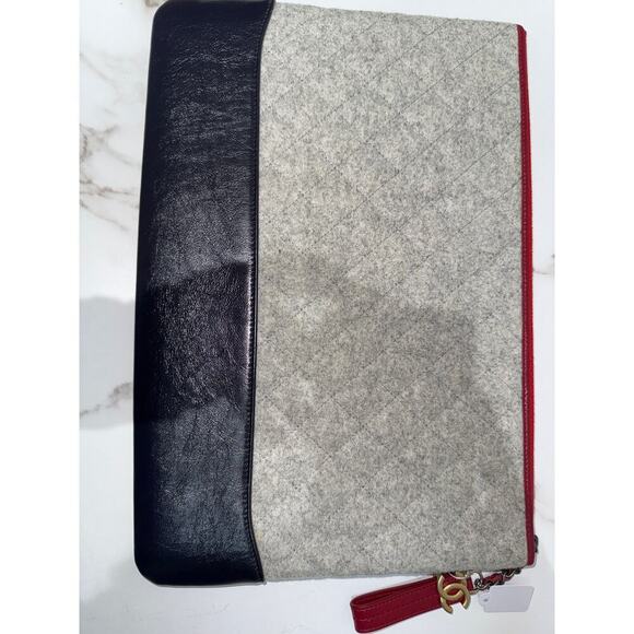 Chanel Gabrielle Felt & Leather Clutch in Grey/Red/Black - Picture 3 of 8